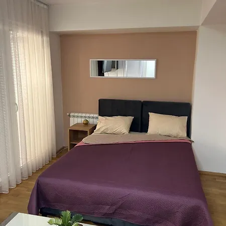 Citizen Apartment *